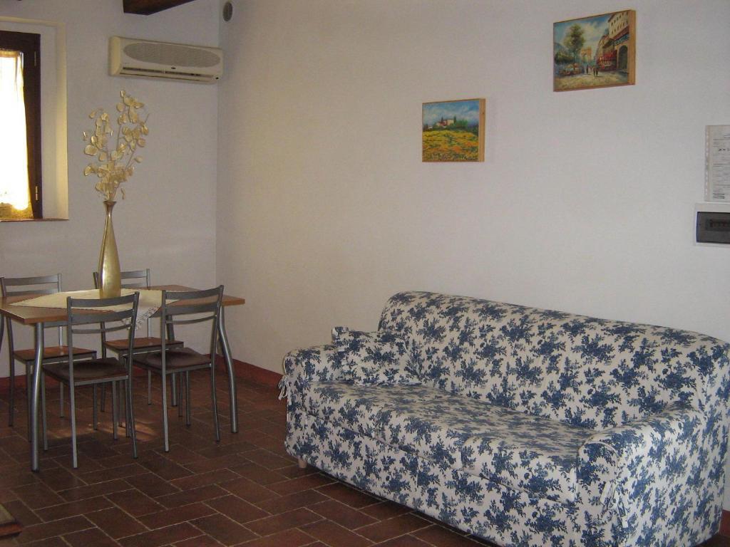 Certine Agriturismo Asciano Bilik gambar